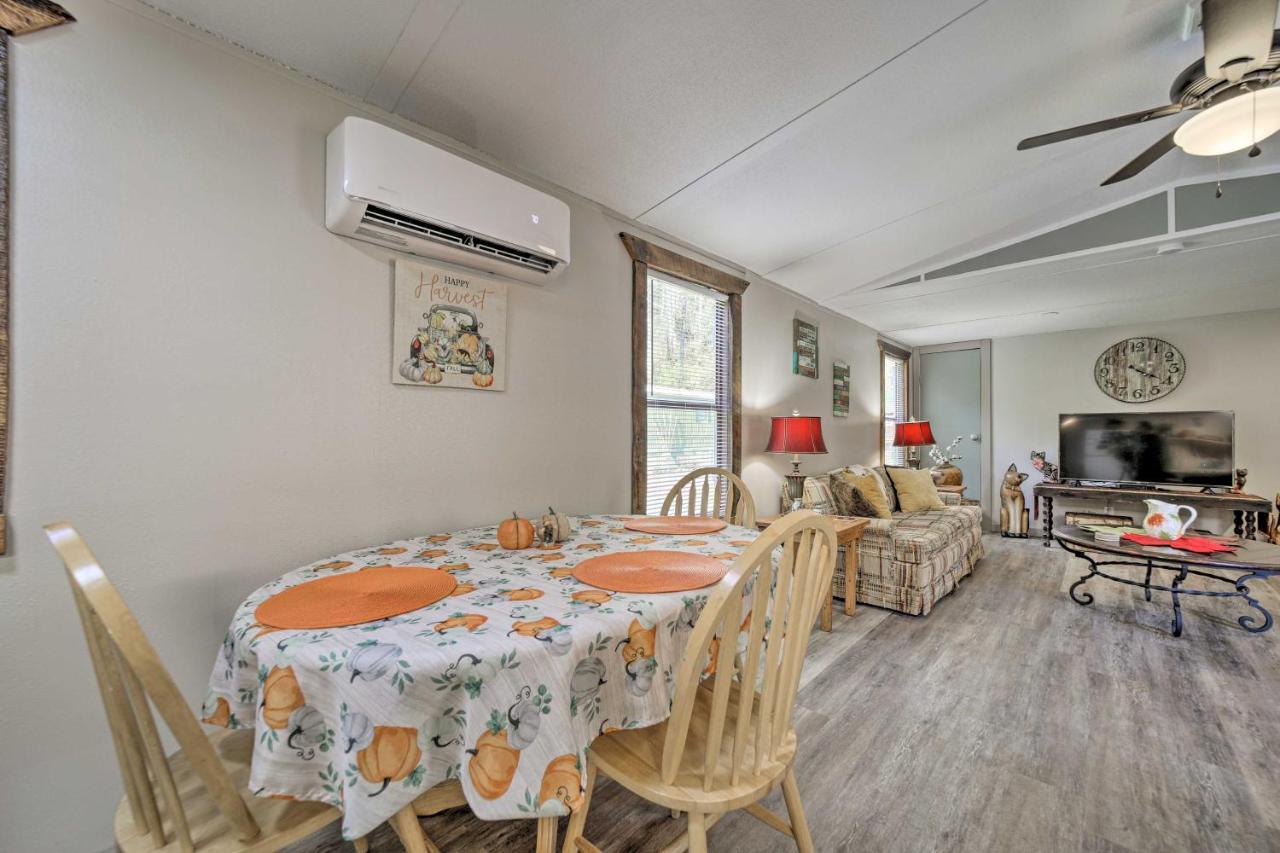 Whittier Smoky Mountain Vacation Rental With Hot Tub And Kayaks מראה חיצוני תמונה