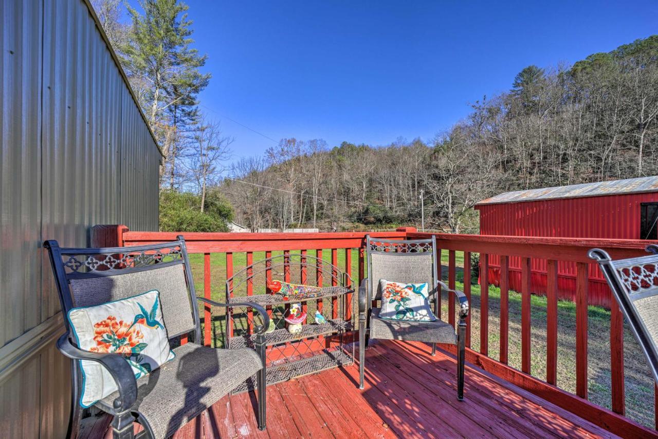 Whittier Smoky Mountain Vacation Rental With Hot Tub And Kayaks מראה חיצוני תמונה